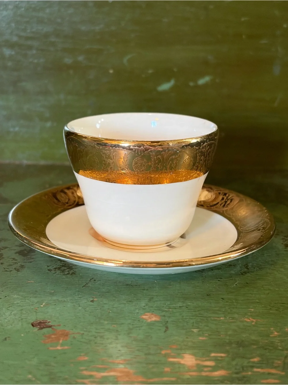 Vintage- CAPSCO George & Martha Washington Souvenir Teacup & Saucer 22k Gold